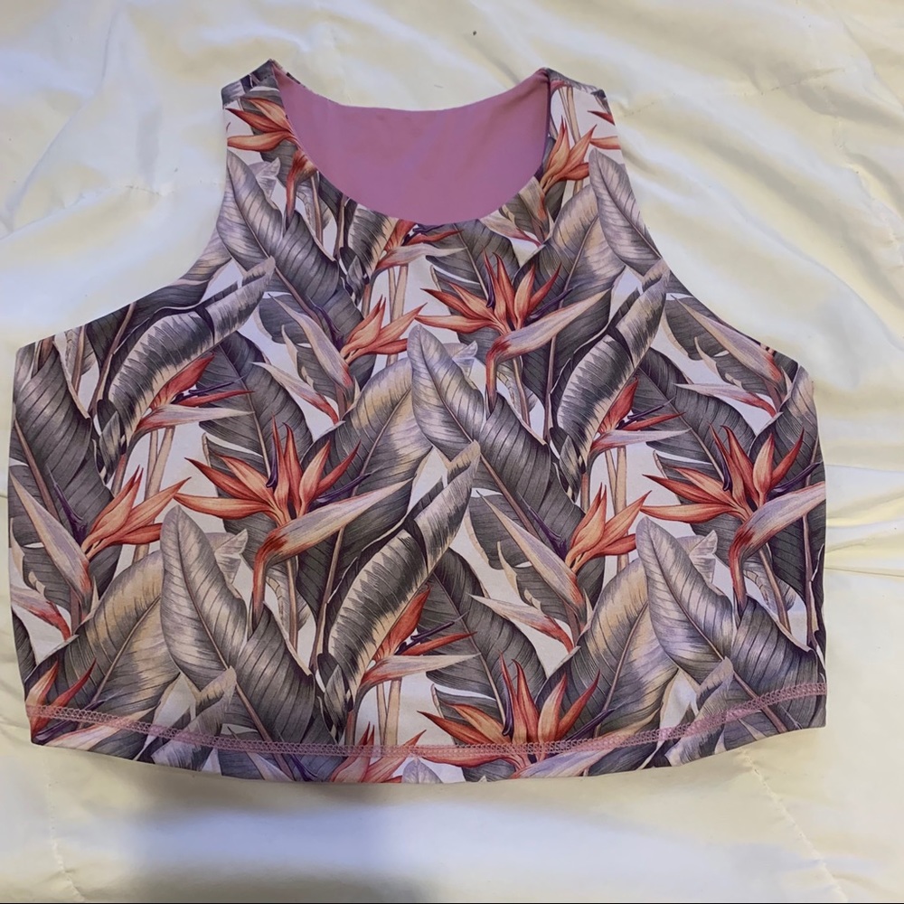 Love fitness apparel reversible crop top